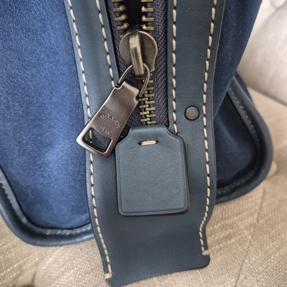 Authentic Coach Navy Blue Suede And Leather 1941 Rogue 36 Tote Bag - Picture 8 of 16